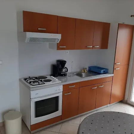 Sea-view In Mastrinka - With Balcony Apartment