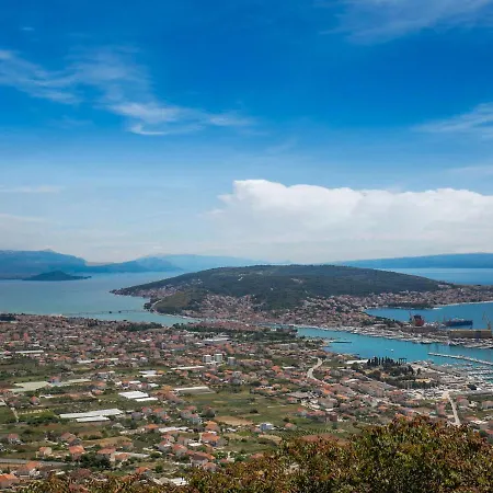 Sea-view In Mastrinka - With Balcony Trogir