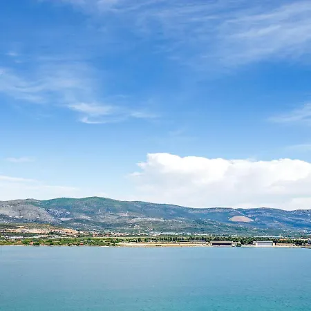 Sea-view In Mastrinka - With Balcony Apartment Trogir